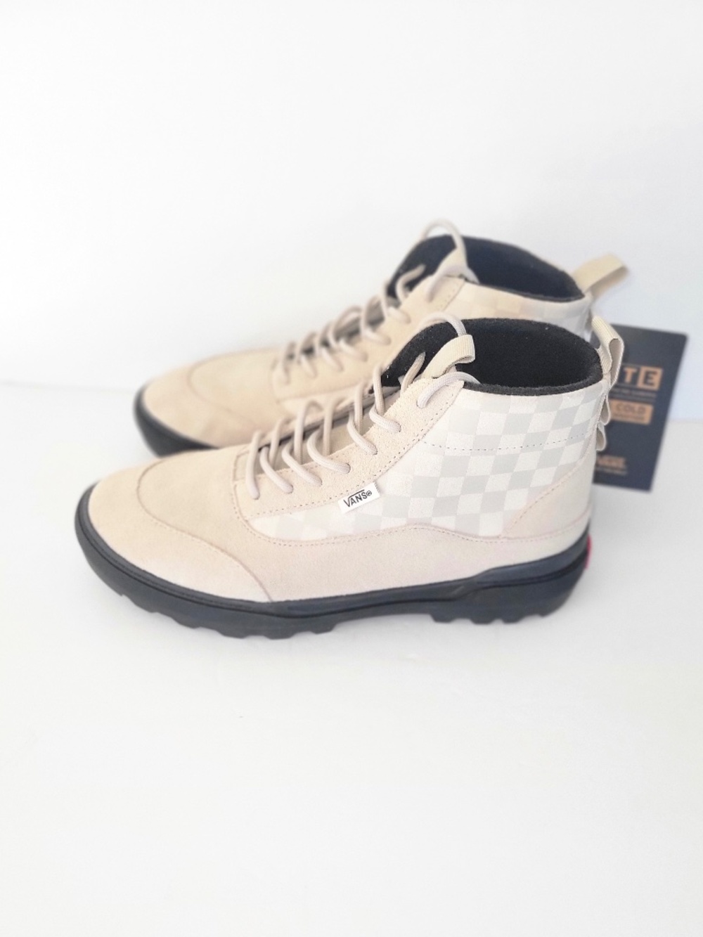 NWT Vans Checkerboard Colfax Boot MTE-1 Shoes Women’s  8.5